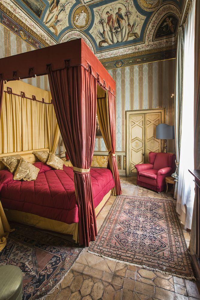 Residenza Ruspoli Bonaparte Couette-café Rome